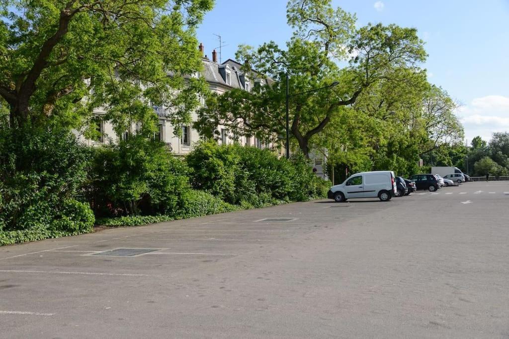Appartement Charmant Tres Proche Centre-Ville, Parking Gratuits, Mulhouse Centre Esterno foto