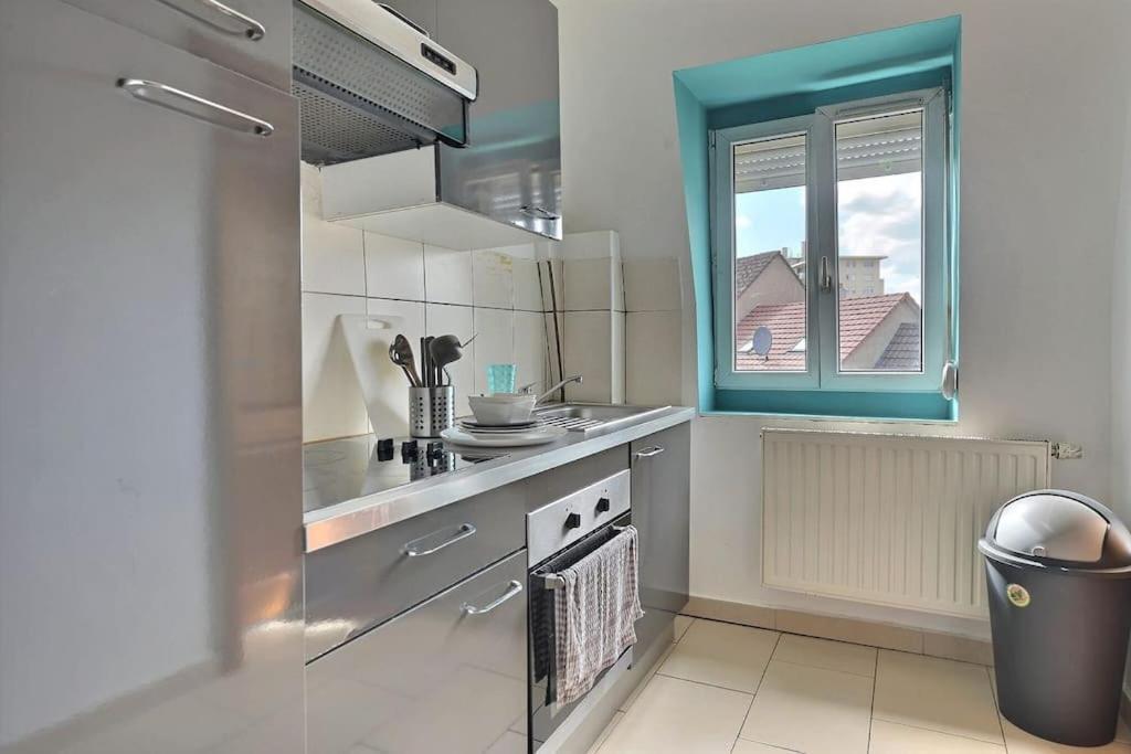 Appartement Charmant Tres Proche Centre-Ville, Parking Gratuits, Mulhouse Centre Esterno foto