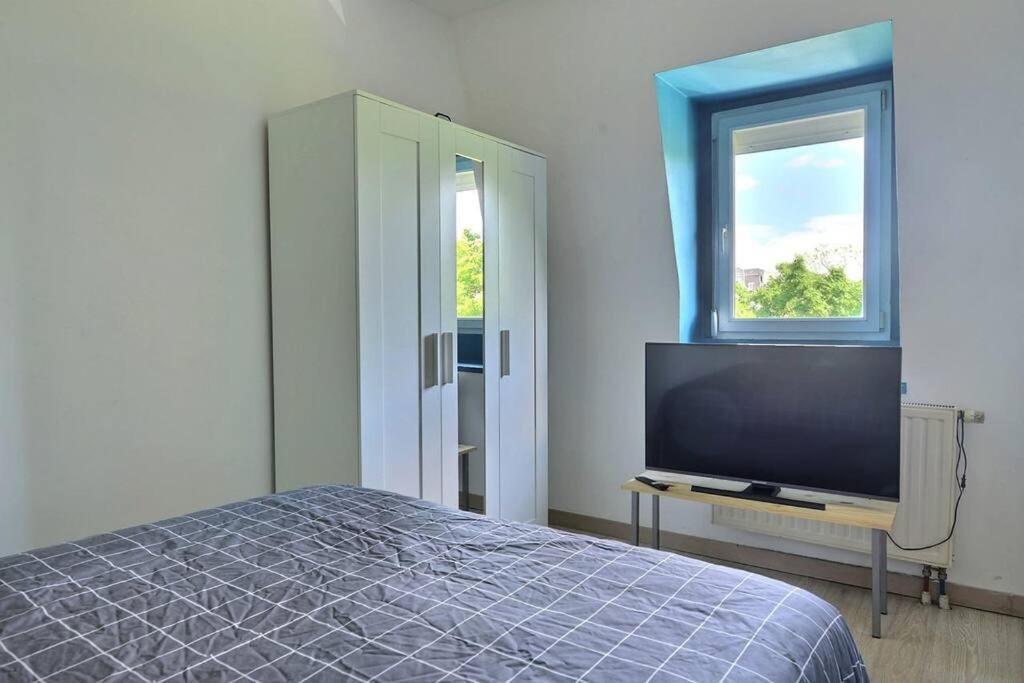 Appartement Charmant Tres Proche Centre-Ville, Parking Gratuits, Mulhouse Centre Esterno foto
